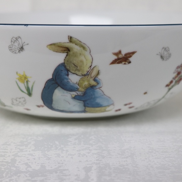 BEATRIX POTTER PETER BUNNY RABBIT EASTER ROUND SERVING BOWL - NEW - Picture 5 of 7